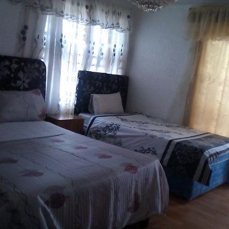 Guest House Macauly جوهانسبورغ المظهر الخارجي الصورة