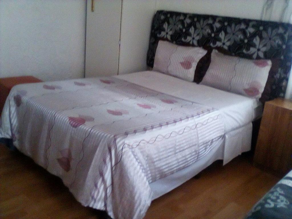 Guest House Macauly جوهانسبورغ المظهر الخارجي الصورة